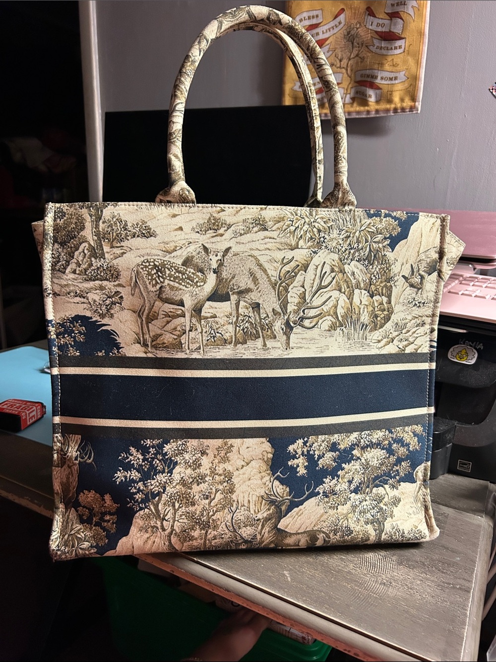 DELUXITY Los Angeles Vegan Tote Bag NWT - New Women | Color:‎ Blue/beige Deer